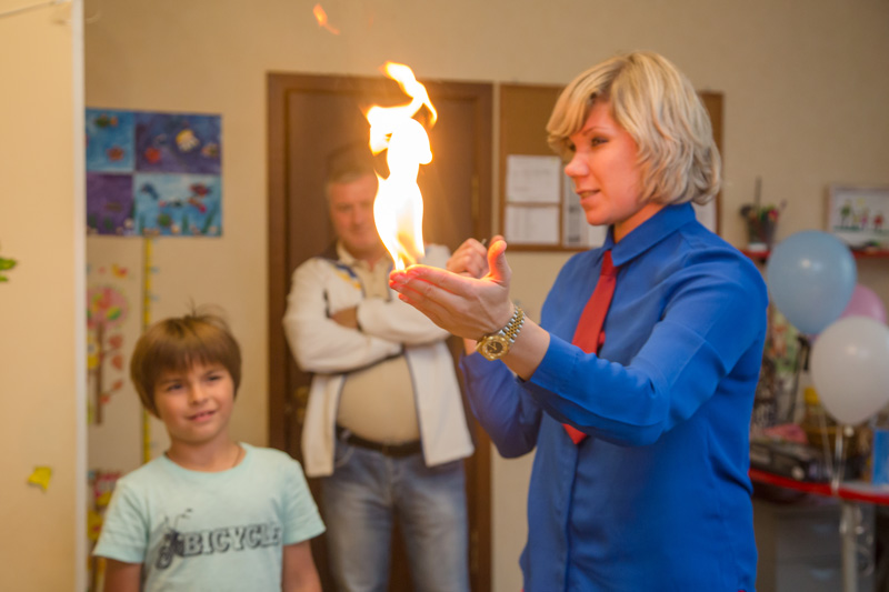Цена на химическое криошоу с жидким азотом на дом