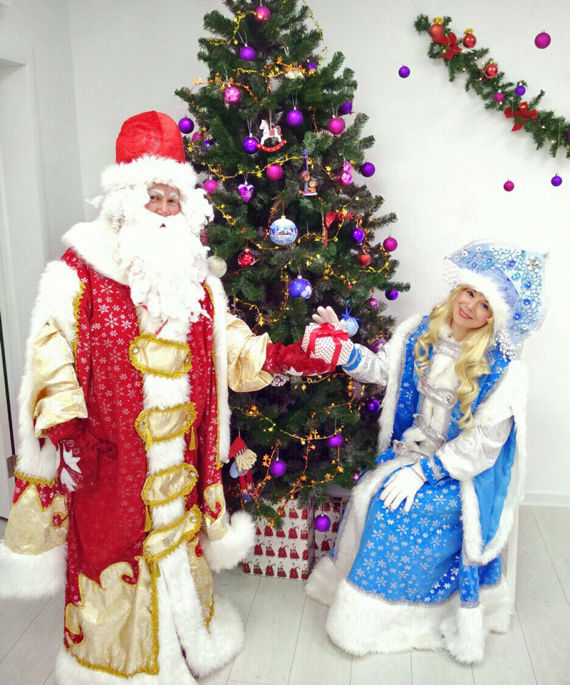 Выезд Деда Мороза и Снегурочки по Москве. Кукольный спектакль Мороз-красный нос